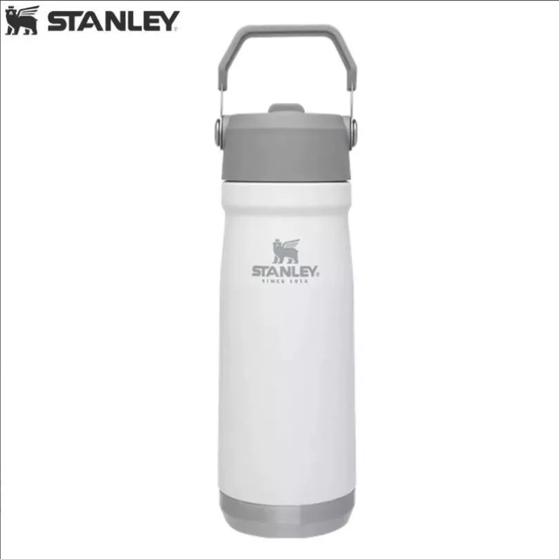 Термобутылка с трубкой Stanley Flip Straw 0,65L (белая) 10-09992-071 с доставкой по России и в Казахстан | Bready
