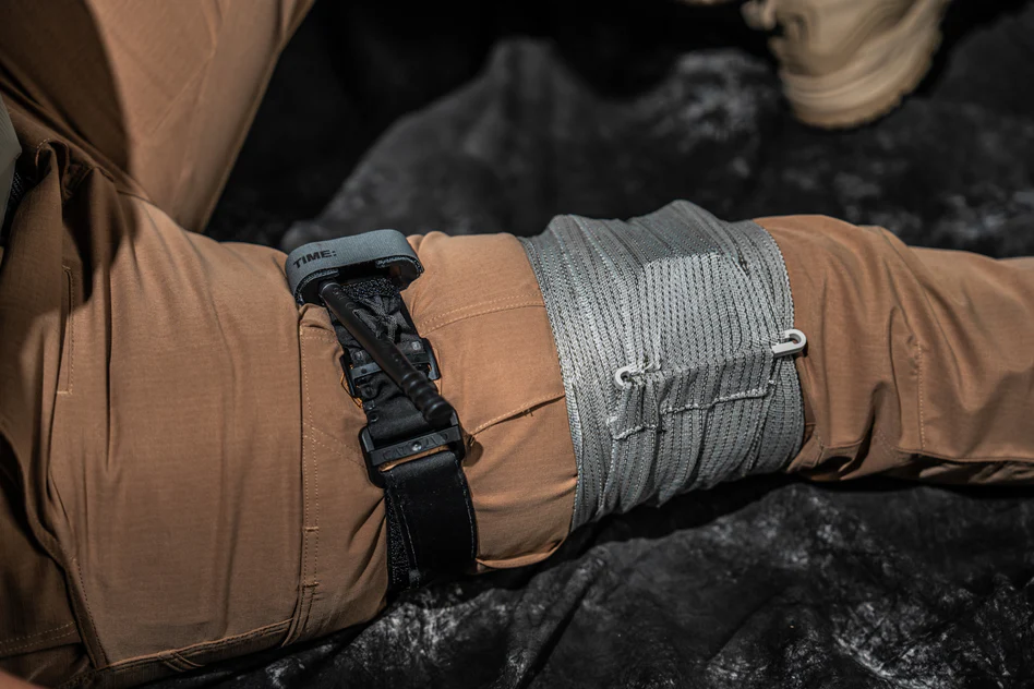 Компрессионный бандаж RHINO Rescue 6" (с аппликатором давления, 1 подушка) PZBD0162 с доставкой по России | BreadyФото 3