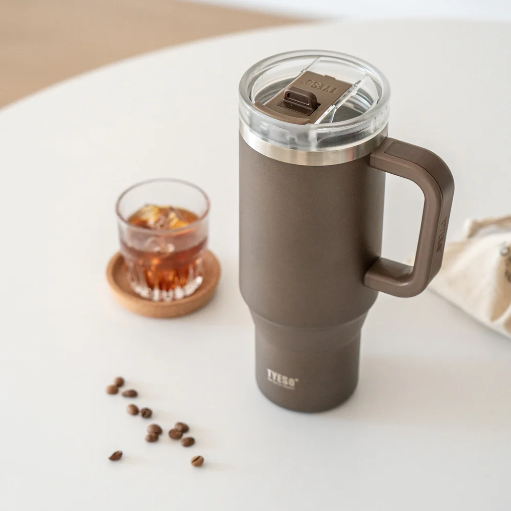 Термокружка Tyeso 1200ml (TS-8868 ) коричневая с доставкой по России | BreadyФото 1