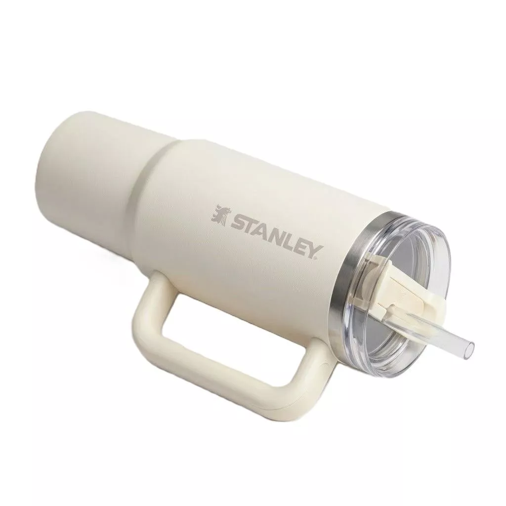 Термокружка STANLEY The Quencher ProTour Flip Straw Tumbler 887 ml (крем cream), 10-12981-008 с доставкой по России | BreadyФото 2