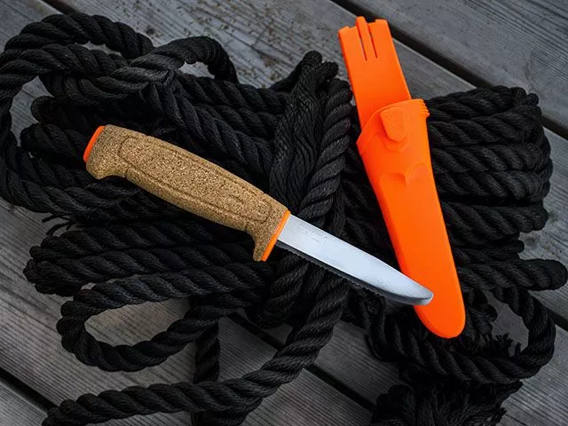 Нож Morakniv Floating Serrated Knife, нержавеющая сталь, пробковая ручка, оранжевый, 13131 с доставкой по России и в Казахстан | BreadyФото 2